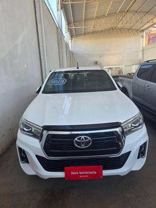 TOYOTA HILUX 2.8 SRX 4X4 CD 16V DIESEL 4P AUTOMÁTICO TOYOTA HILUX 2.8 SRX 4X4 CD 16V DIESEL 4P AUTOMÁTICO